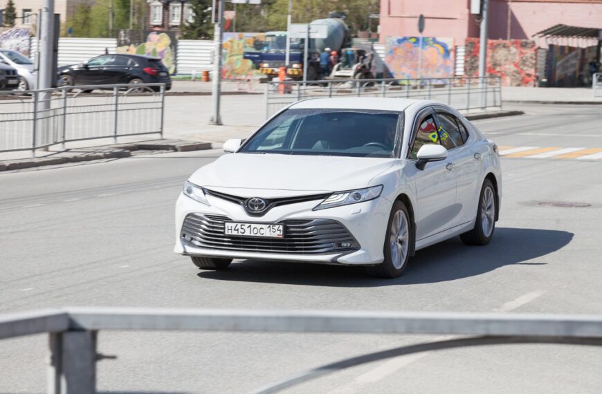 Japońskie marki samochodów.