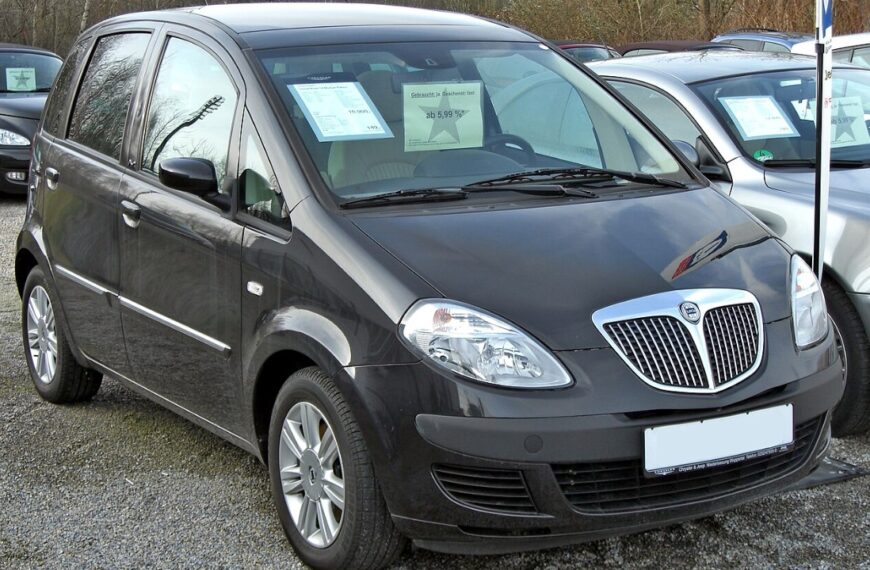 Lancia Musa – opinie, cena, dane techniczne, wymiary, spalanie, osiągi