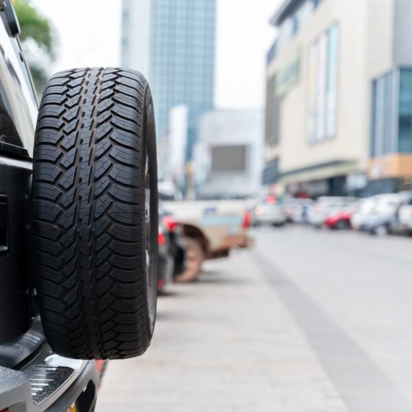 Jakie są zalety i wady samochodów z napędem na 4 koła?